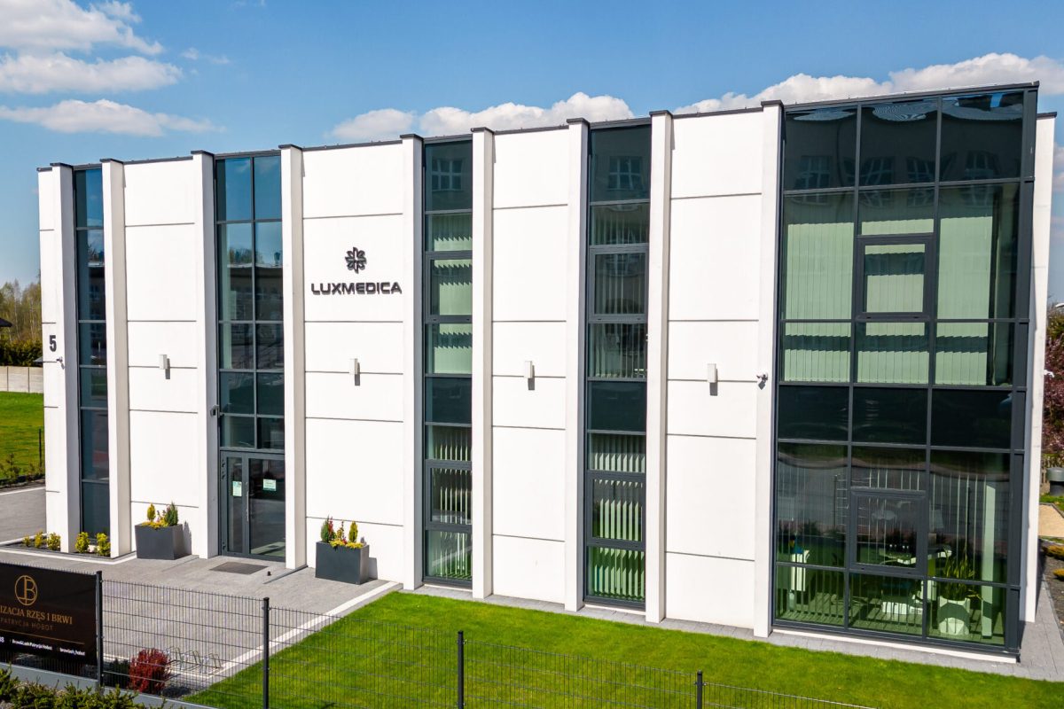 Siedziba gabinetu stomatologicznego Luxmedica