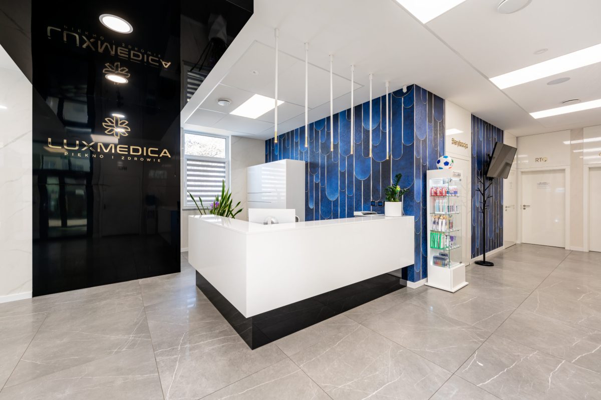 Recepcja z poczekalnią gabinetu Luxmedica